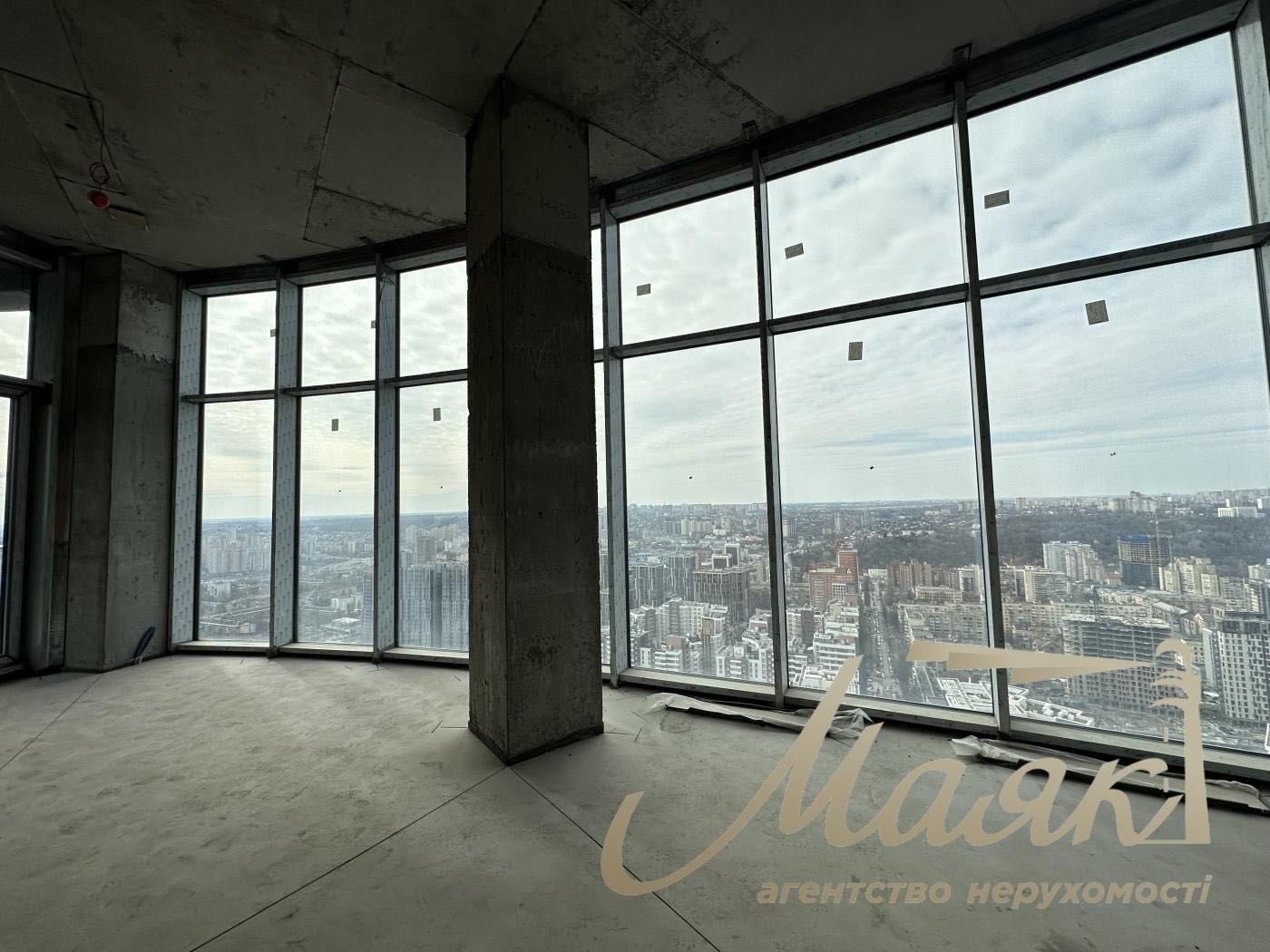 Продажа пентхауса с террасой ЖК Taryan Towers ул. Иоанна Павла II