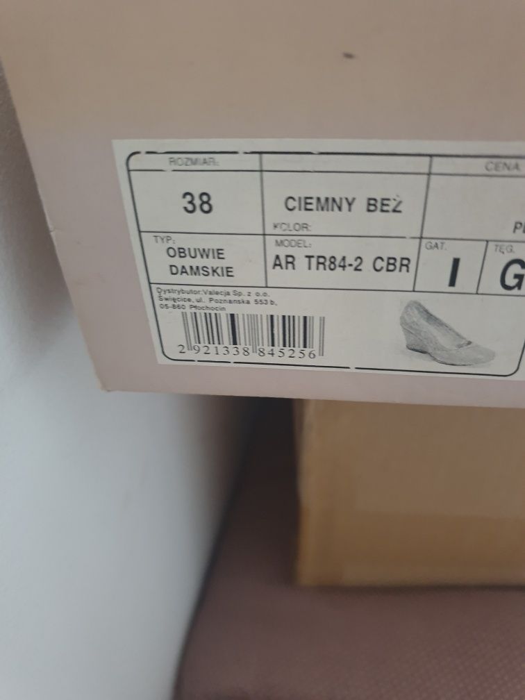 Oddam za darmo buty rozmiar .38