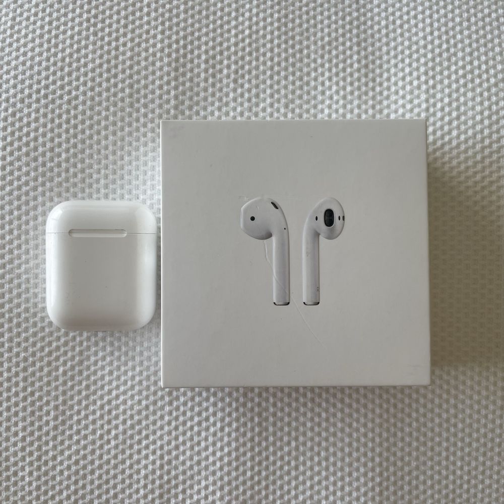 Apple AirPods (1a geração)
