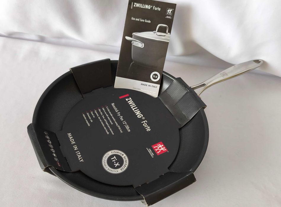 Новая сковорода ZWILLING FORTE 30см Made in Italy для всех видов плит