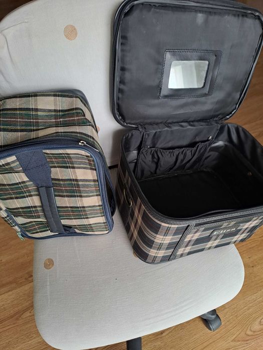 Mala de Pele em bom estado