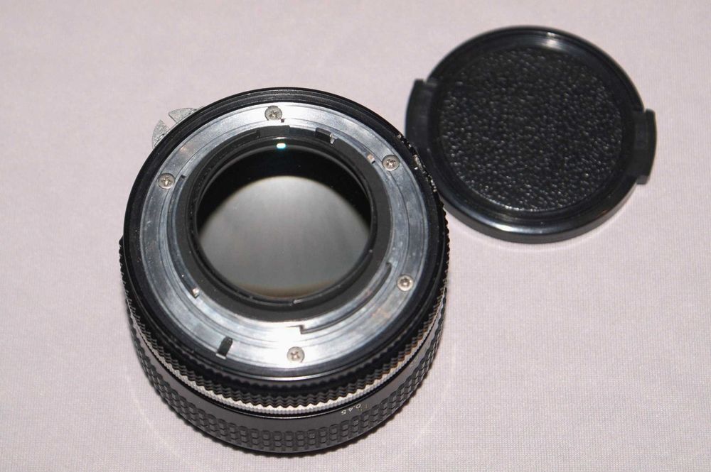 Nikon MF 50mm f/1.4 Non-Ai Nikkor