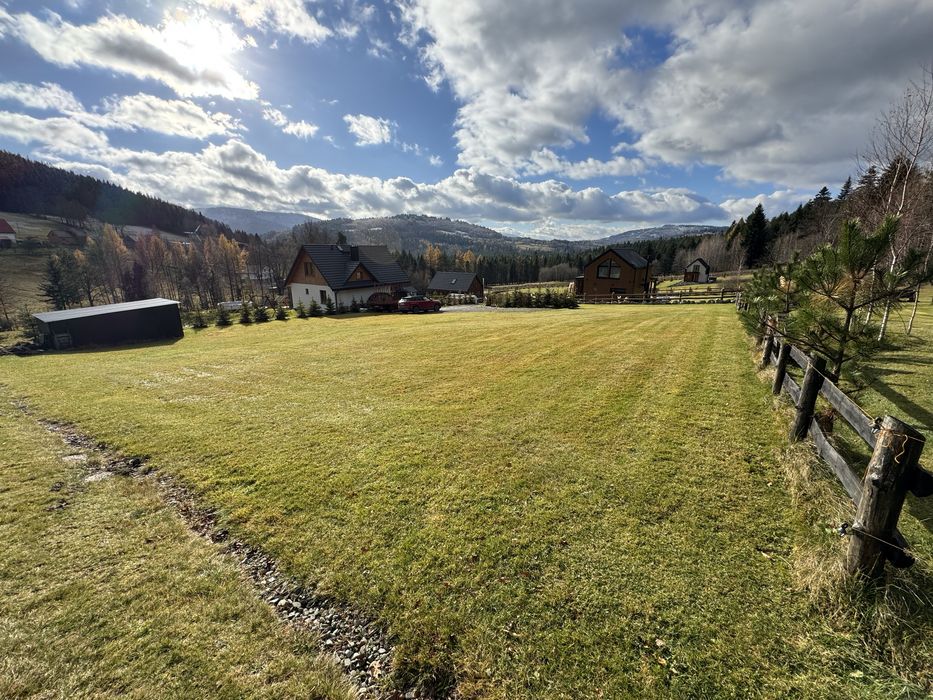 Sprzedam działkę budowlaną w Lachowicach