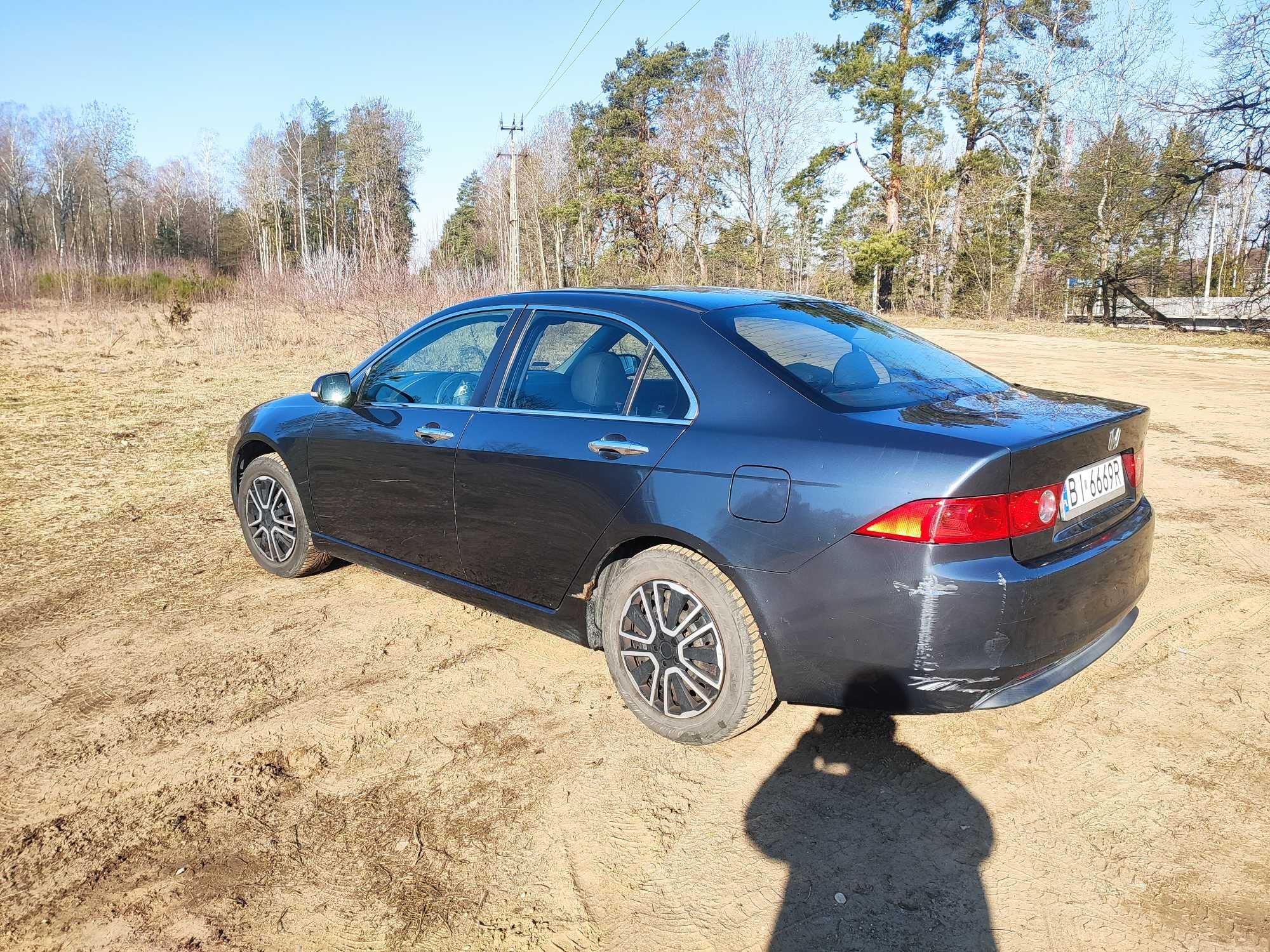 Honda Accord rok 2005