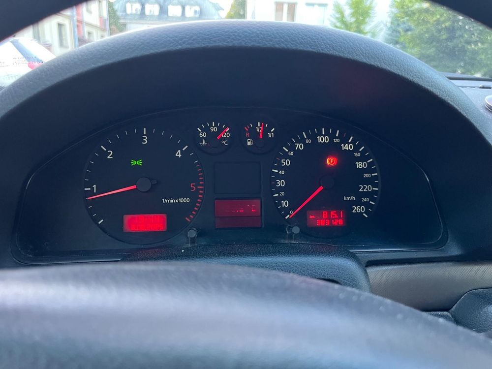 Audi A4 rocznik 2000 na chodzie