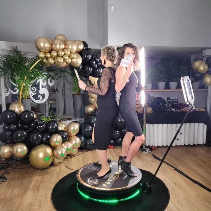 FOTOBUDKA360 | wesele | urodziny | 18-stka | impreza firmowa | event