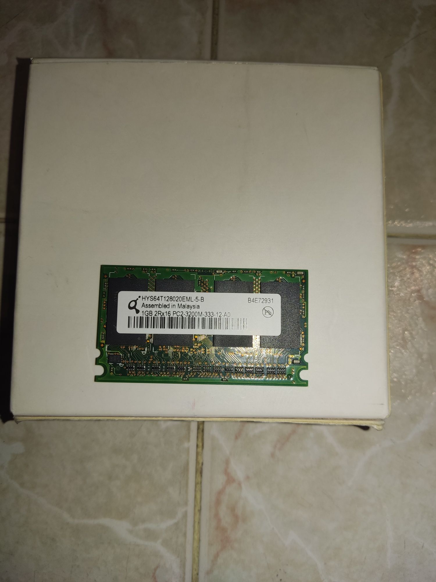 Memória MicroDIMM de 1GB