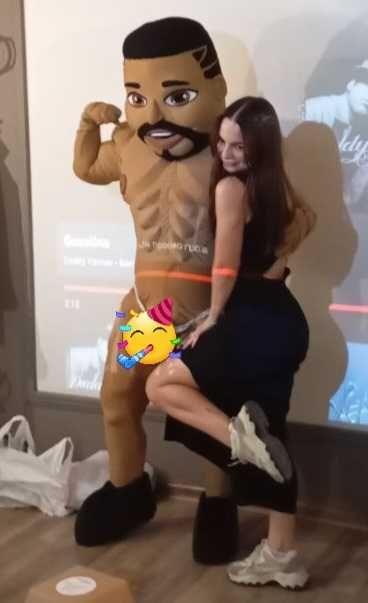 Танцующие куклы, поздравление.Ростовая кукла.Шары с гелием.Аниматоры