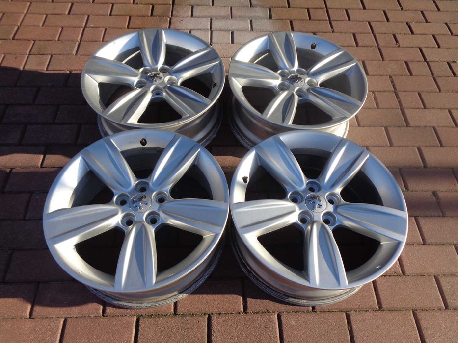 Alufelgi 18 Peugeot 4007 Mitsubishi Outlander Tucson 5x114,3 sr 67,1