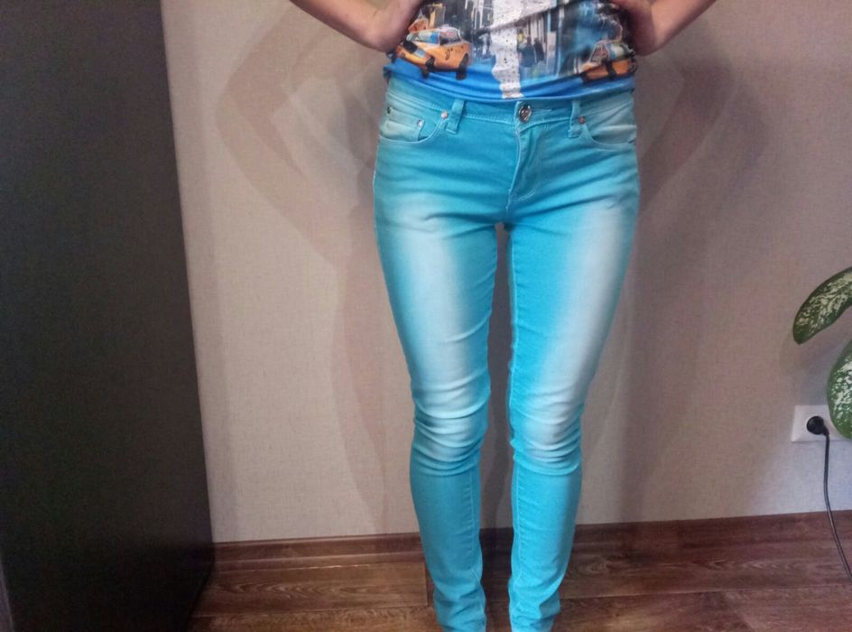 Джинсы для подростка