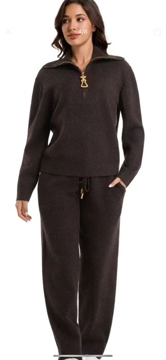 Продам спортивный костюм женский