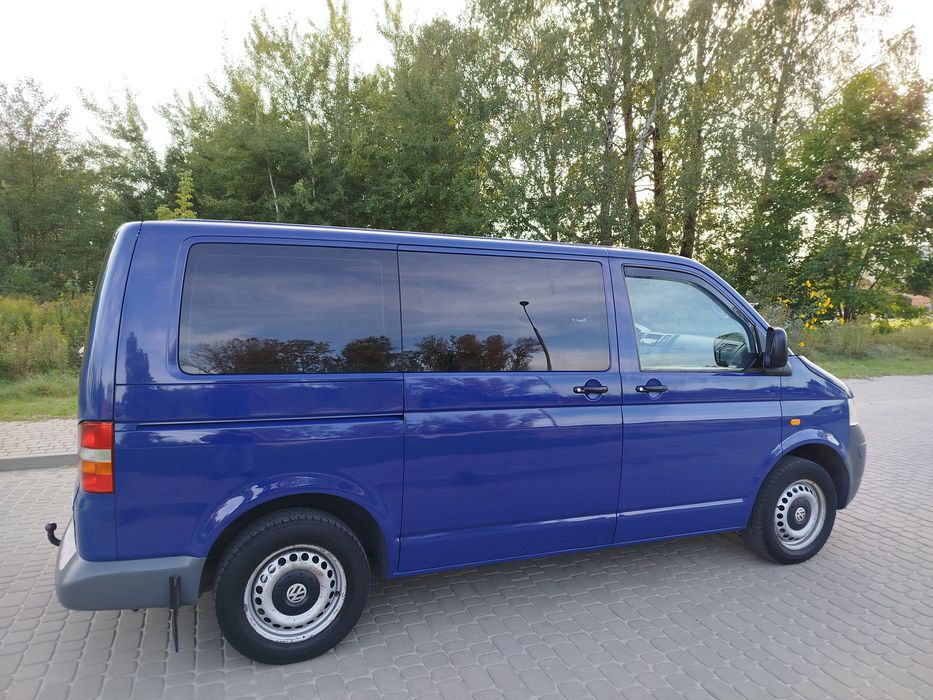 Transporter*T5*1.9TDI*9 osób*HAK*Salon Pl*Iwł*Niski Przebieg* Polecam
