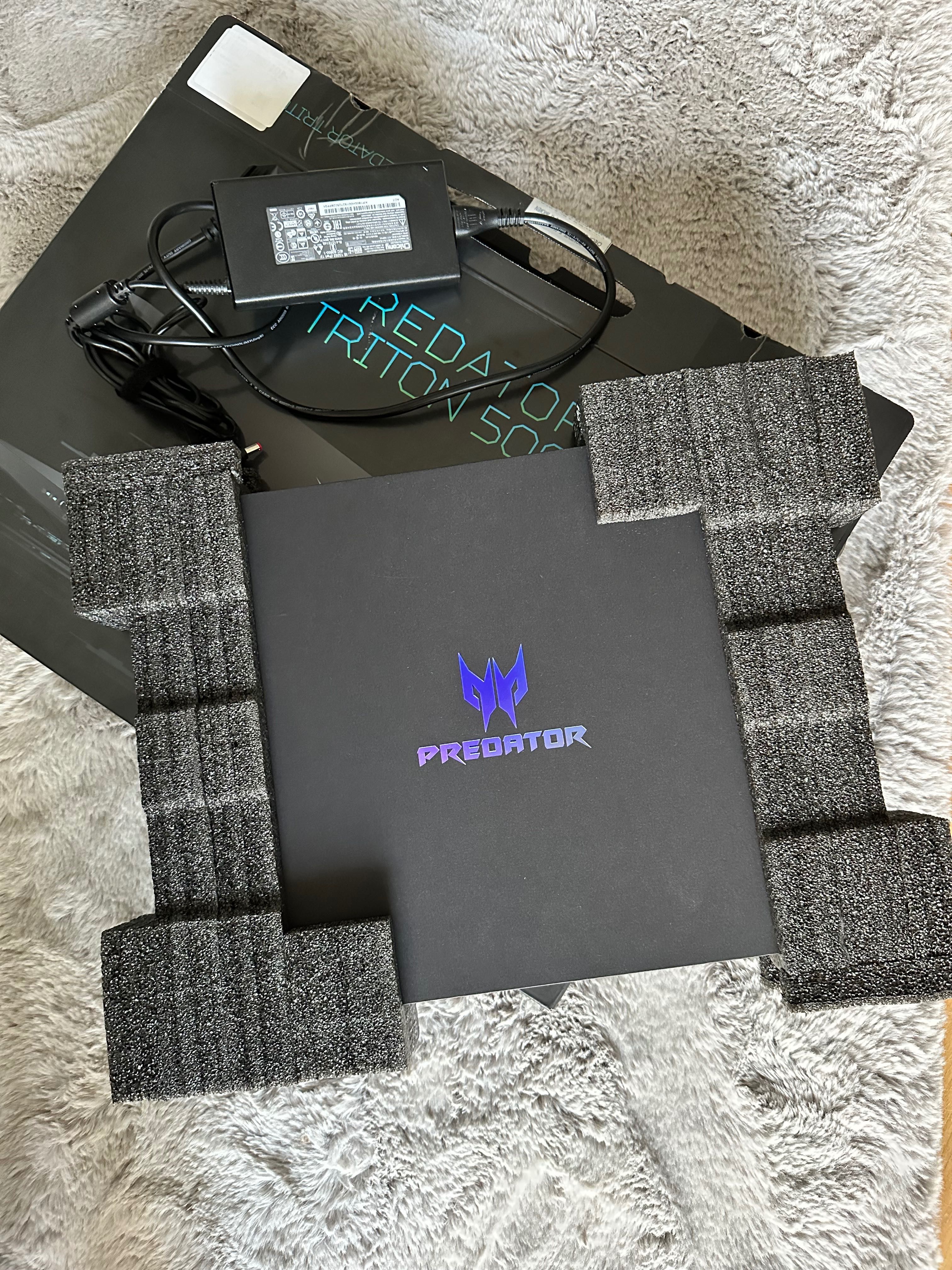 Laptop Acer Predator Triton 500  16gb RAM  1TB SSD  RTX 2080 Super