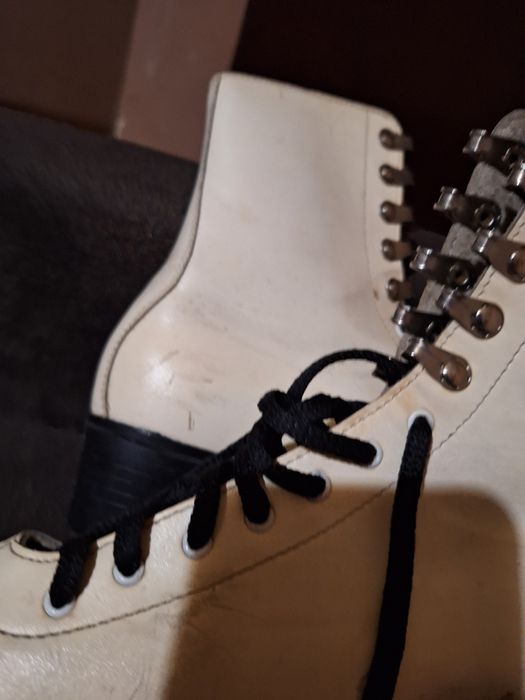 Łyżwy figurowe białe