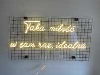 Napis LED - Taka milosc w sam raz idealna neon ślubny