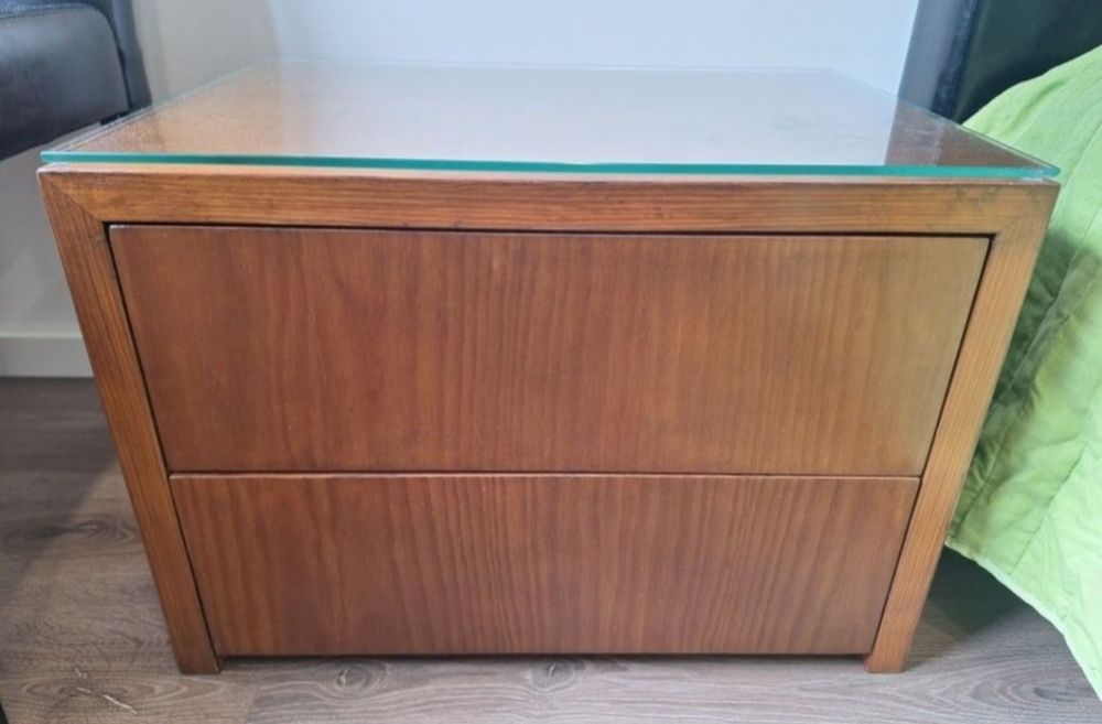 Vendo 2 cabeceiras de cama cor castanho claro