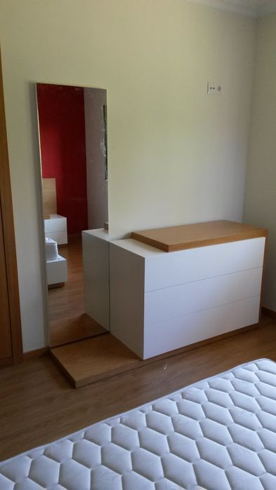 Quarto em carvalho e lacado branco novo