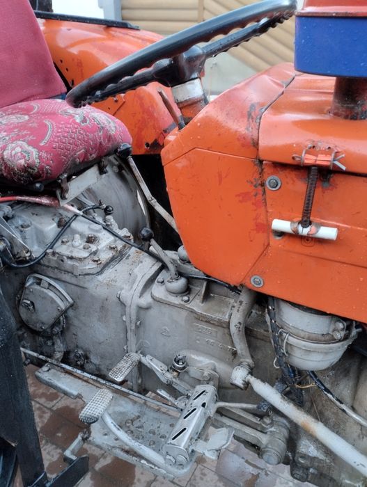 Трактор Massey Ferguson 135