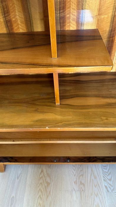 Regał Bilea z lat 60. – oryginalny mebel vintage