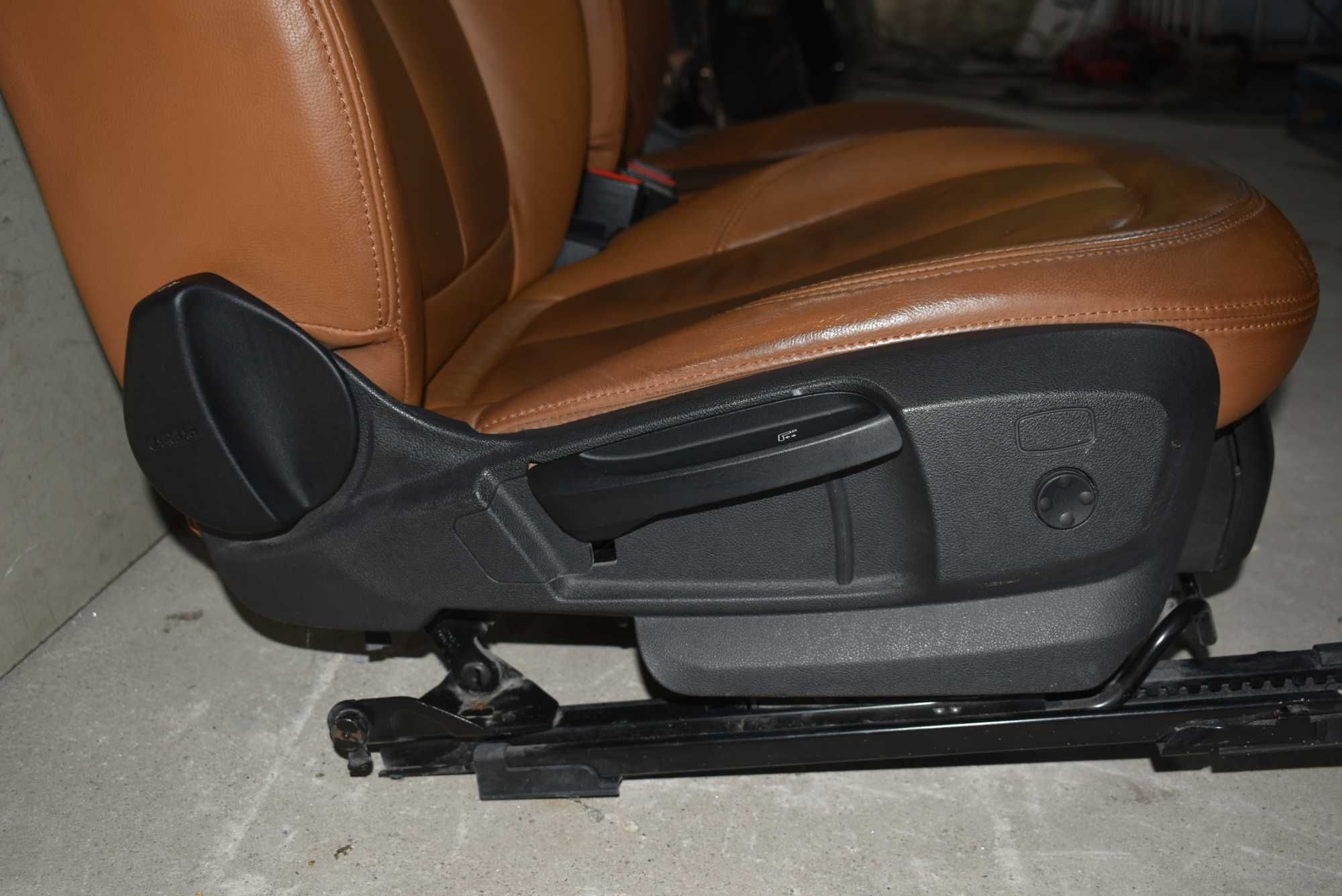 Bancos castanhos bmw f45