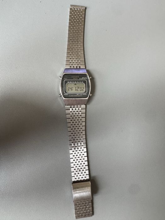 Zegarek Cyfrowy Citizen vintage LCD sprawny