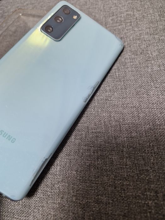 Телефон Samsung S20FE SM-G780F/DS