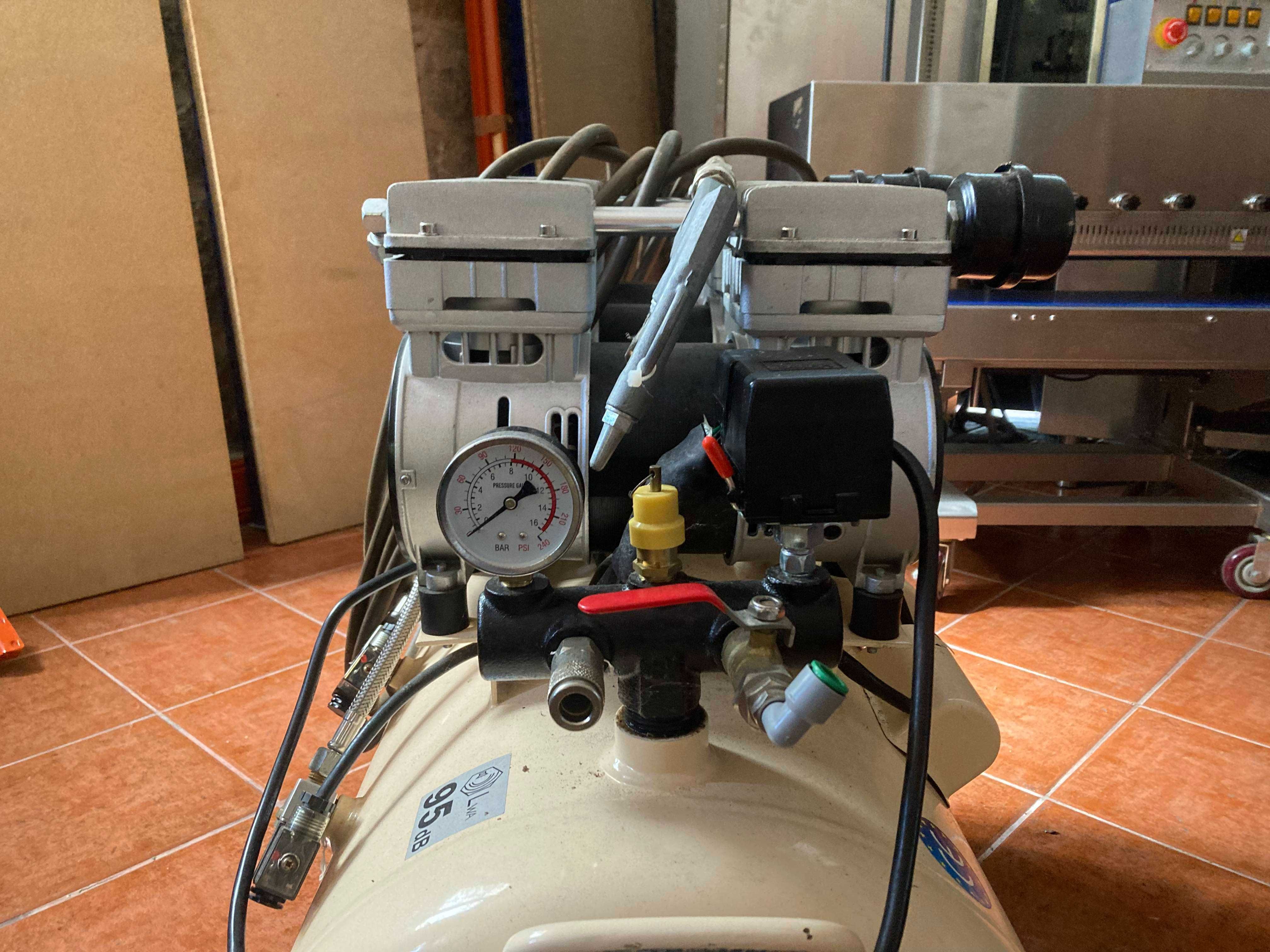 Compressor Silencioso 8 Bar Power ED PWB100S - 100 Lts