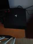 Sprzedam ps4 + dodatki