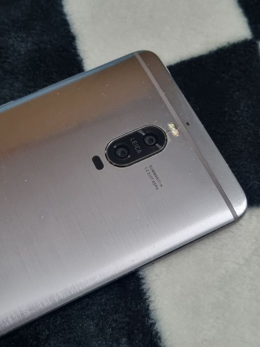 Huawei mate 9 pro lekko uszkodzony