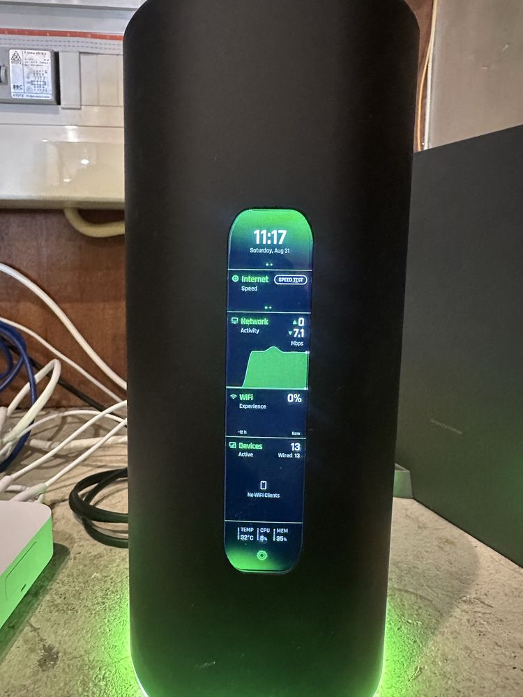 Router Mesh Amplifi Alien com Meshpoint/satélite