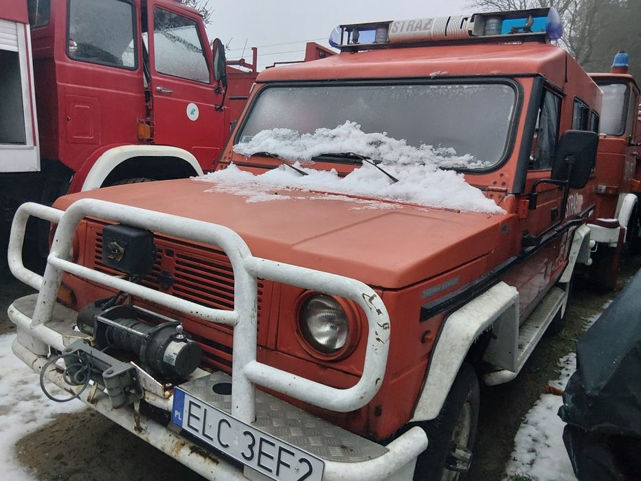 Honker iveco 4x4 9 osób Straż