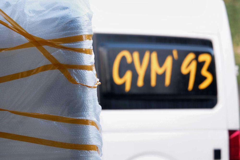 Maszyny stosowe do siłowni wyposażenie klubu