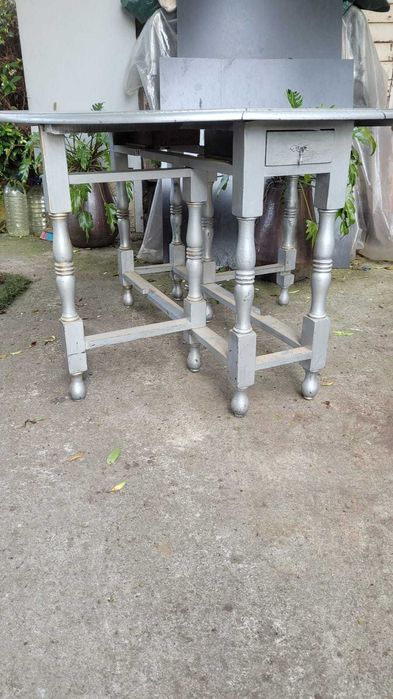 Mesa Redonda de Abrir Cinza Madeira