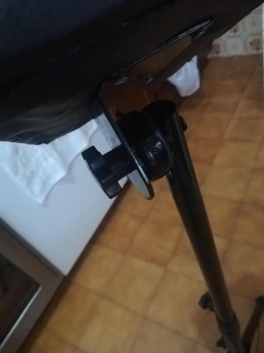 Suporte de braço para tatuagens, altura e inclinação reguláveis