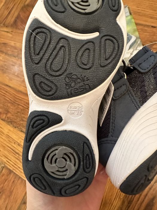 Кроссовки lupilu hm zara