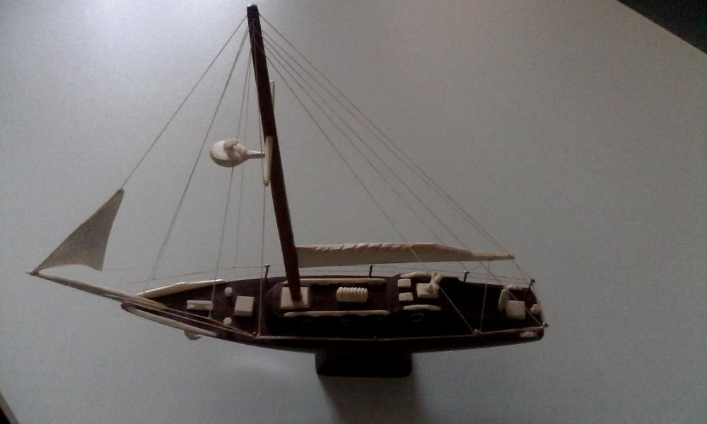 Réplica de veleiro