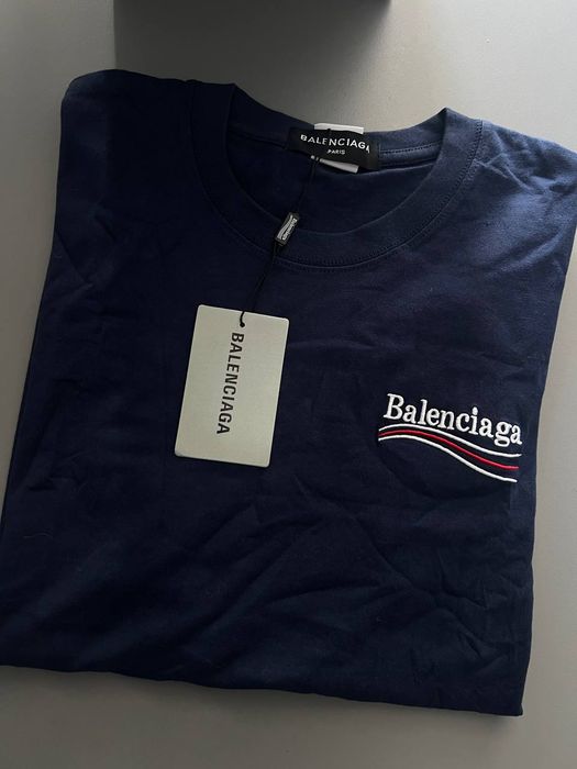 Футболка Balenciaga