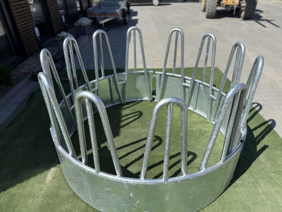 Paśnik dla bydła koni okrągły 9 12 18 stanowisk do krów łąkowy