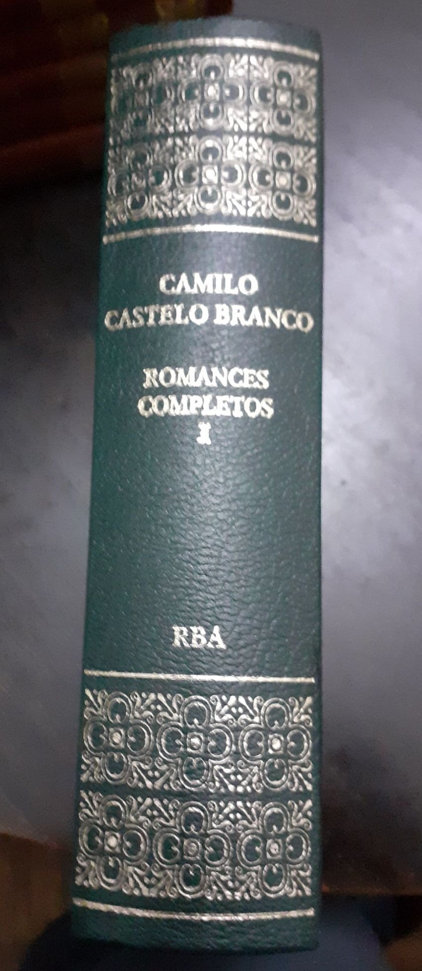 Livro capa dura camilo castelo branco