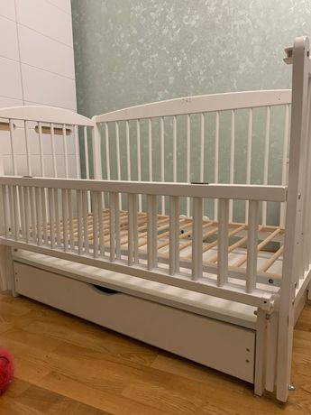 Ліжечко для новонароджених