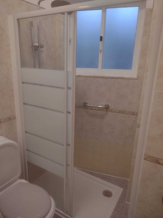 Arrenda-se T2 na Rua da Bela Vista à Graça