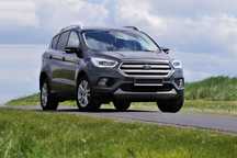 Ford Kuga piękny bezwypadk. LED klimatronic NAWIGACJA parktronik 360* ParkAssist