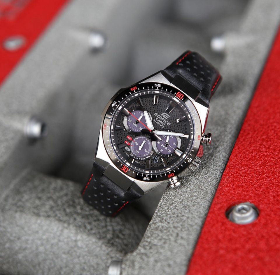Часы Casio EFS-S520CBL-1AUEF