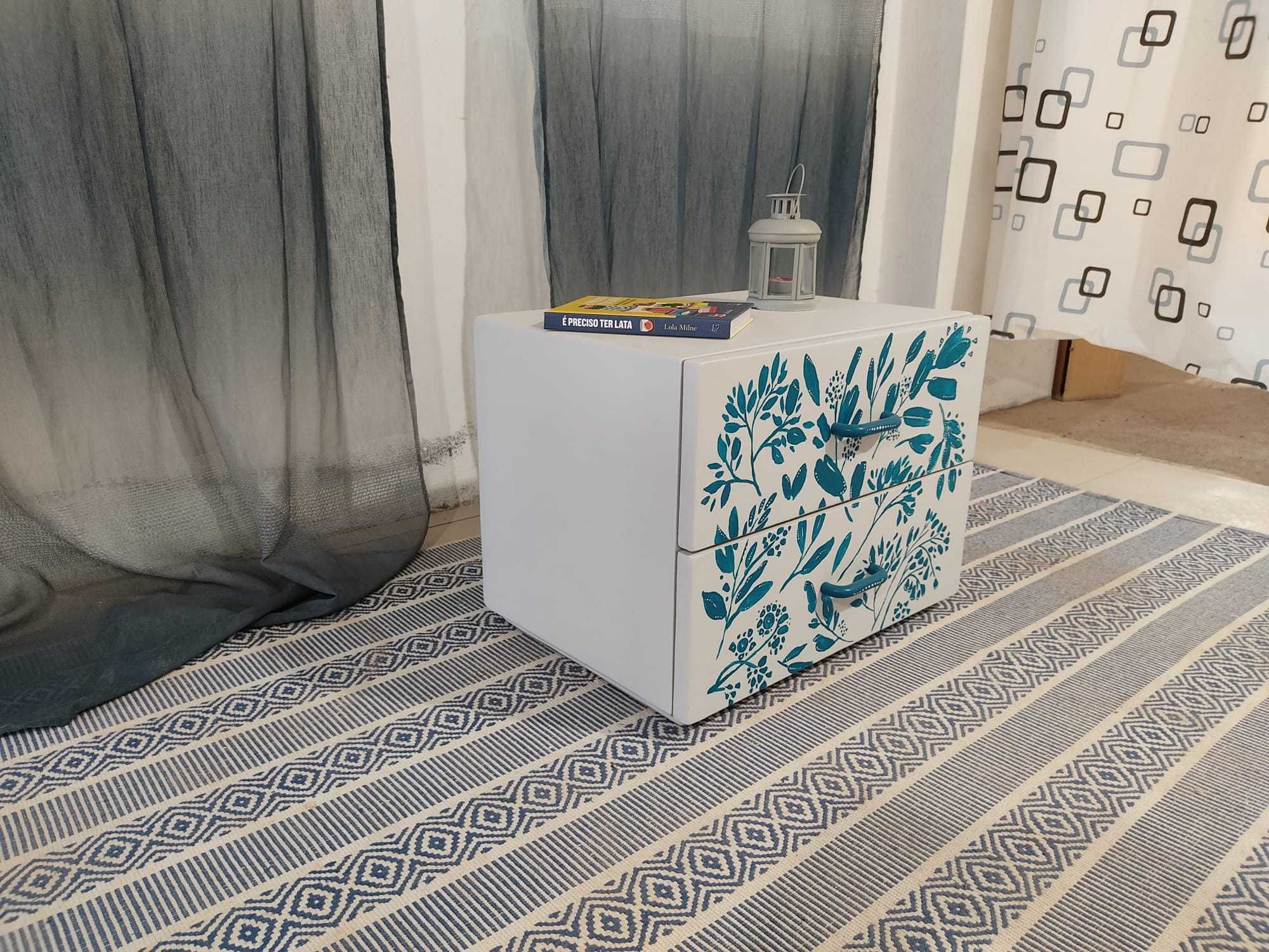 Decorative storage box - Renewed Art Piece