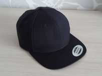 Czapka z prostym daszkiem bejsbolówka Snapback Yupoong The Classics