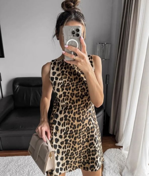 Леопардова сукня