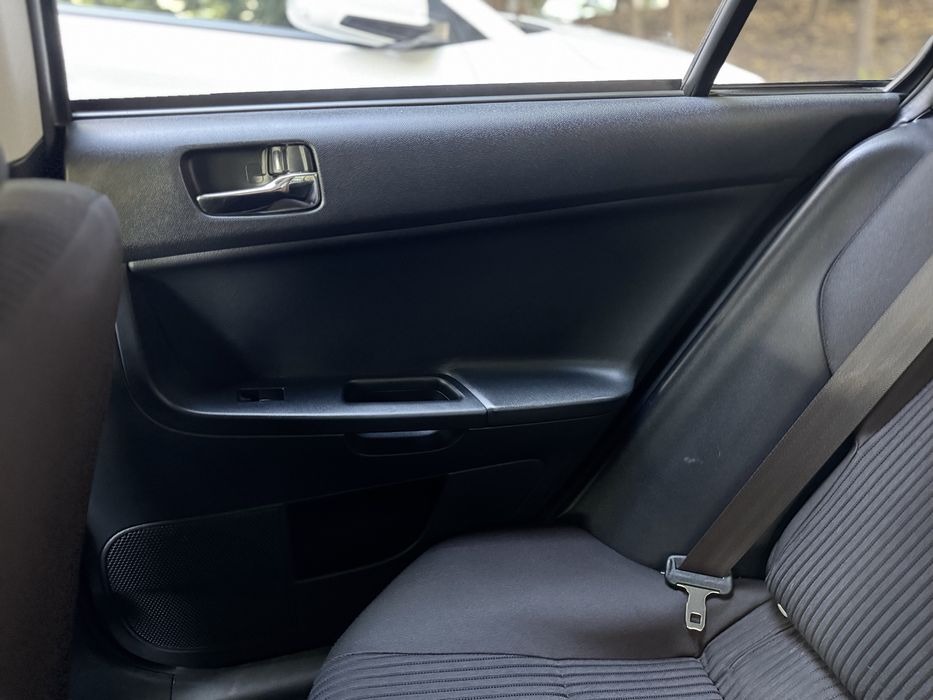 Продам  своє авто  Lancer X (выпуску.  11.2015) в надійні руки)