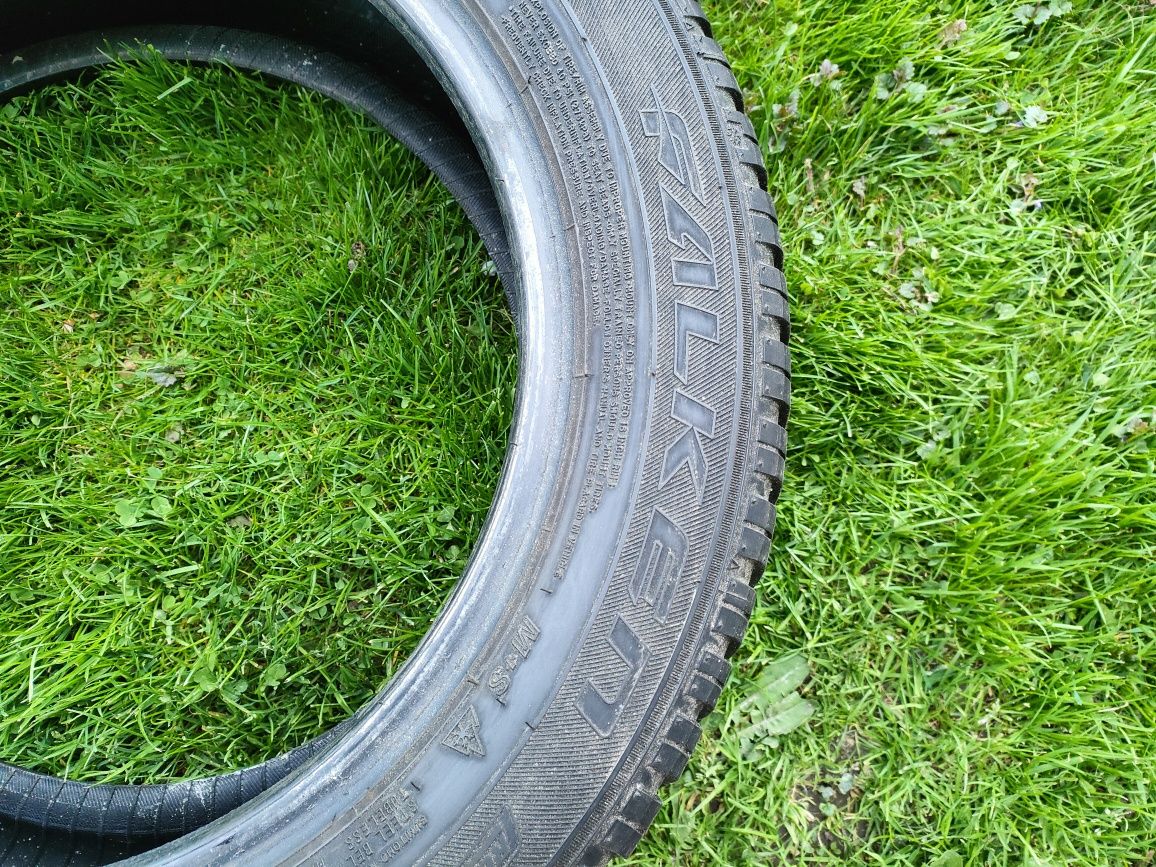 Opony zimowe 205/55R16