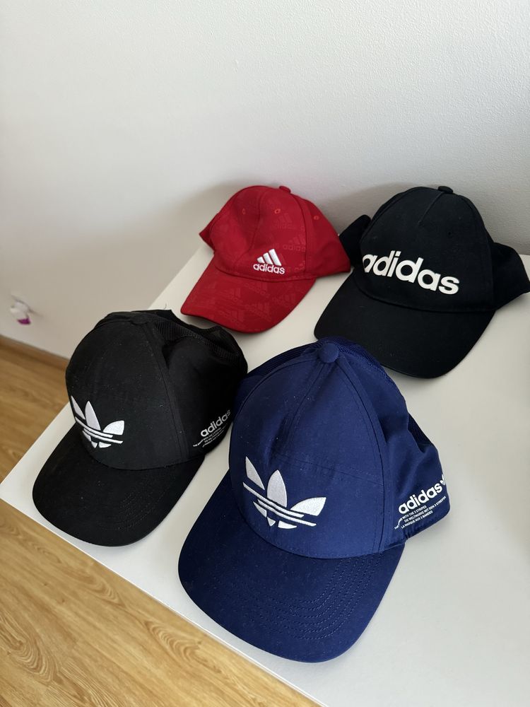 Chapeu / boné adidas novos