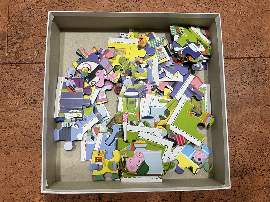 Puzzle Świnka Peppa 4w1 / 12, 15, 20 i 24 elementy